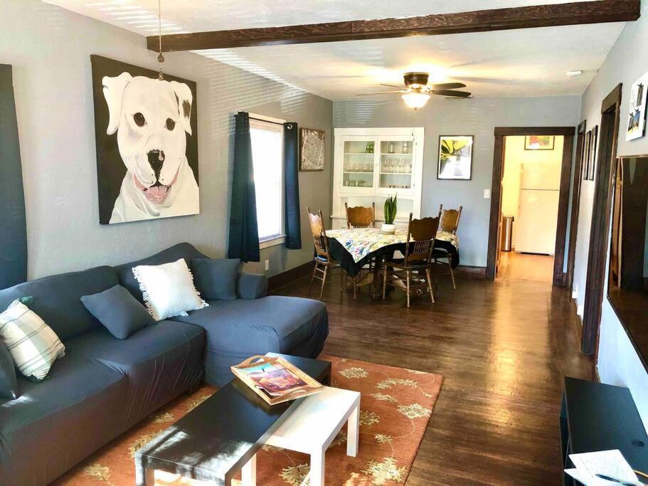 Smart Spacious Artsy Home Near Midtown Sacramento Bagian luar foto